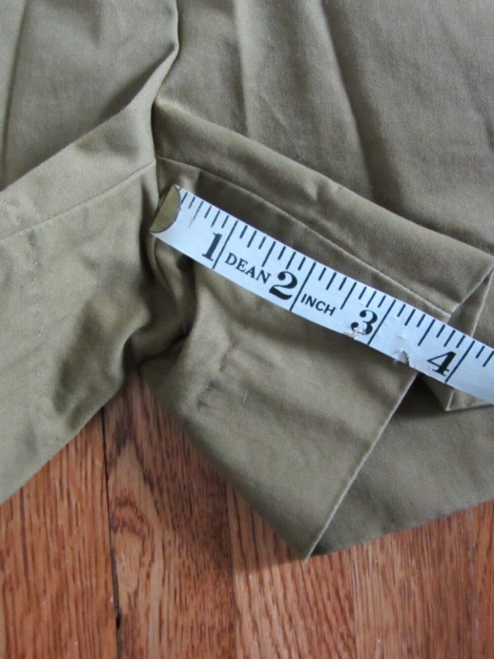 Banana Republic Button Front Shorts - 4 - Picture 4 of 6